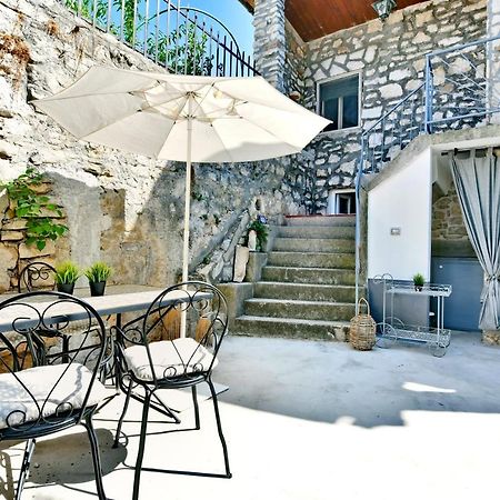 Pikarin Rooms B&B Vrsar Ngoại thất bức ảnh