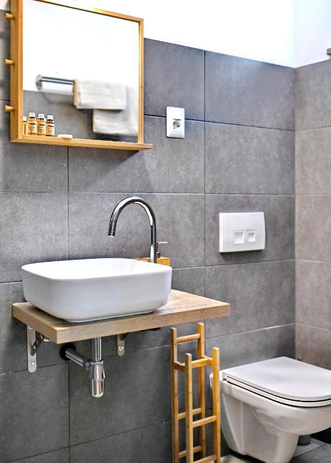 Pikarin Rooms B&B Vrsar Ngoại thất bức ảnh
