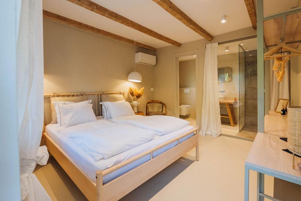 Pikarin Rooms B&B Vrsar Ngoại thất bức ảnh
